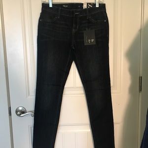 SIMPLY VERA dark wash skinny jean